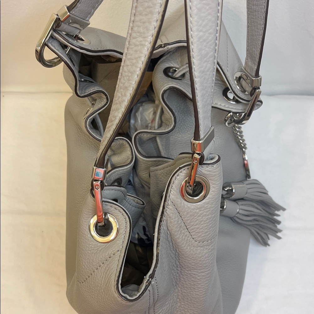 Michael Kors Camden Pebbled Leather Large Drawstring Shoulder Tote Ash Grey EUC - Picture 6 of 16